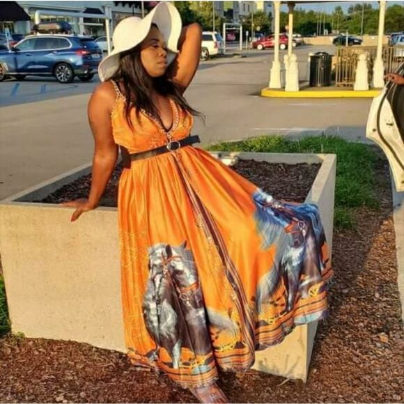 ❤️NEW L’atise by Amy Plus Size Stallion Print Maxi Dresses - Picture 5 of 13